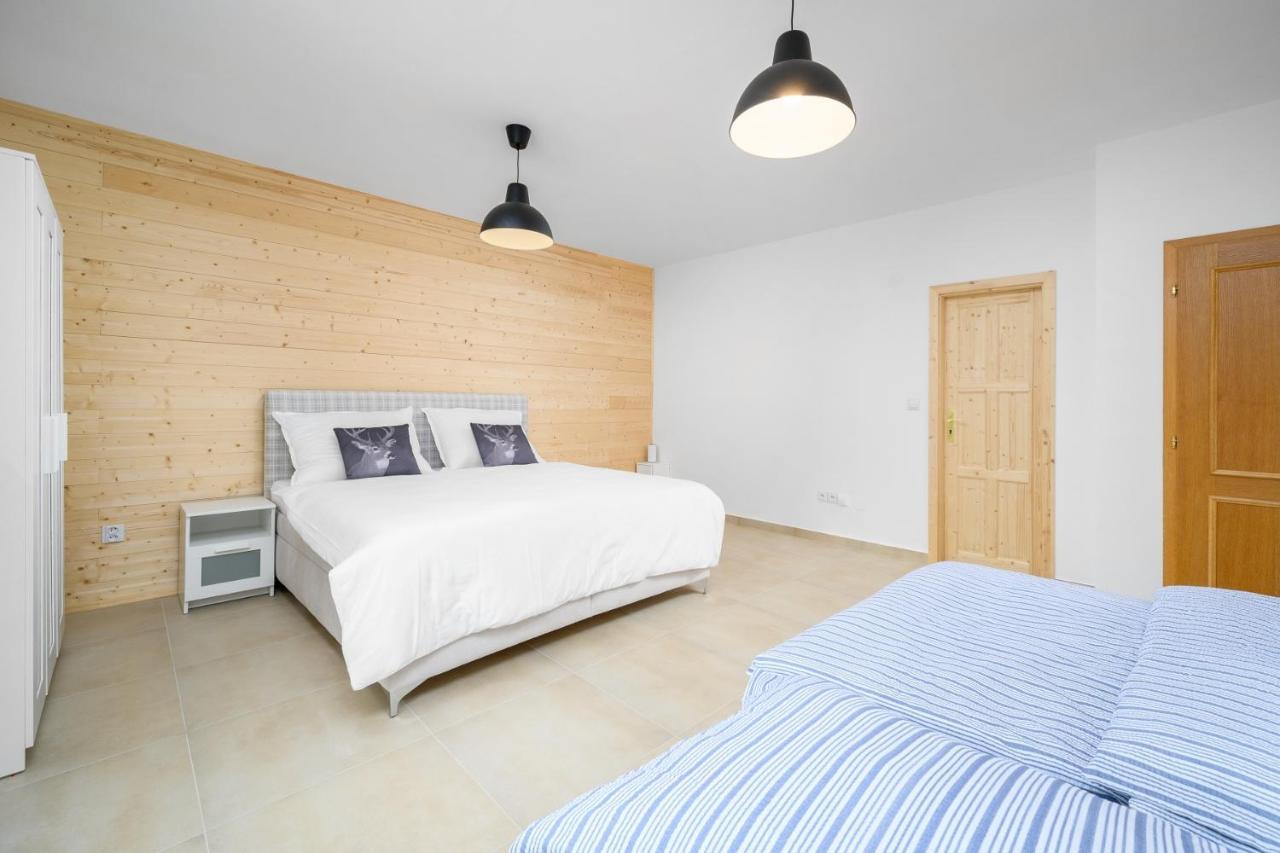 Apartmany 629 哈拉霍夫 外观 照片
